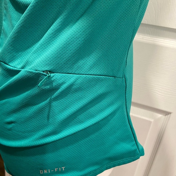 Nike Size XS Turquoise Dri-Fit Racerback Athletic Tank Top Zipper Pocket Running - Picture 6 of 11